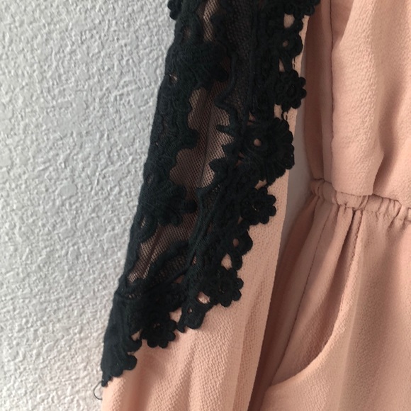 Same Old Love Romper gorgeous size small - Picture 6 of 7